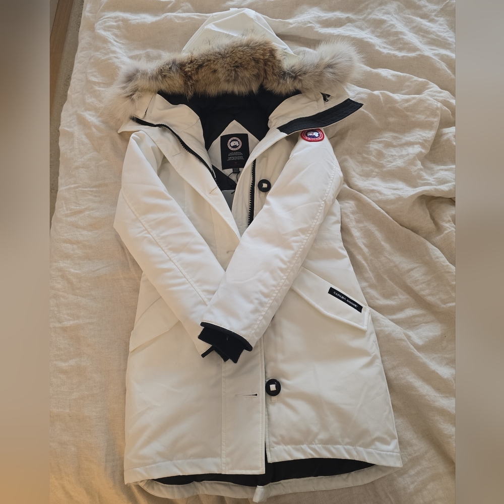 NWT Canada goose Rossclair parka